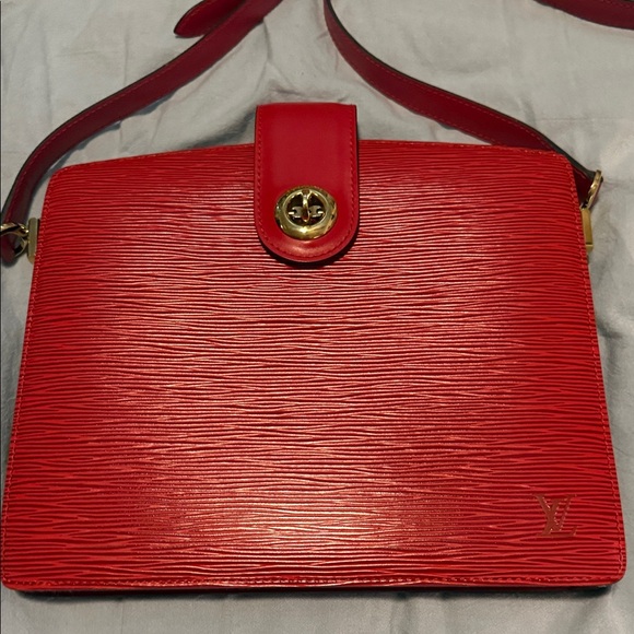 Louis Vuitton Vibrant Red Crossbody Bag - Picture 1 of 12